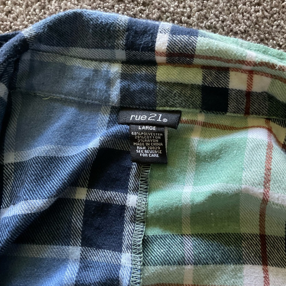 Flannel - Picture 3 of 3
